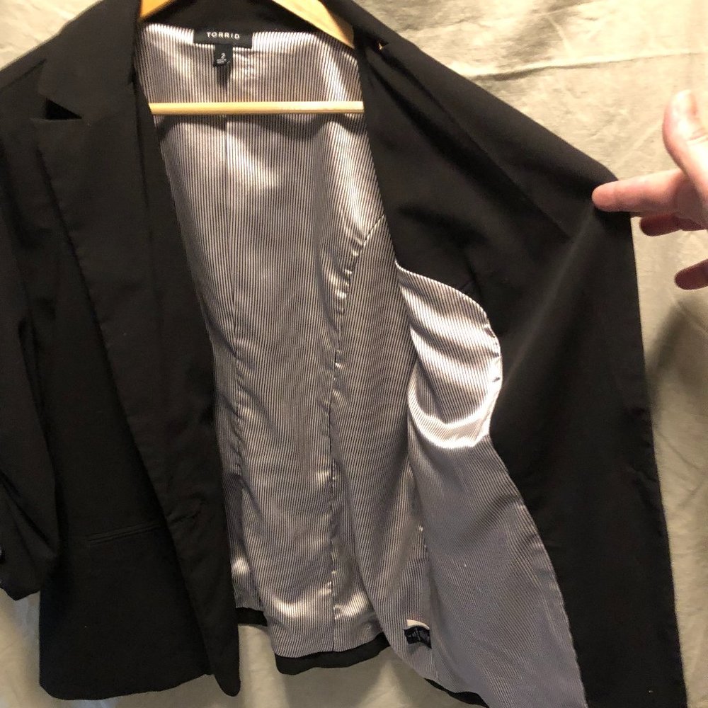 Torrid Ruched-Sleeve Blazer - Picture 2 of 5